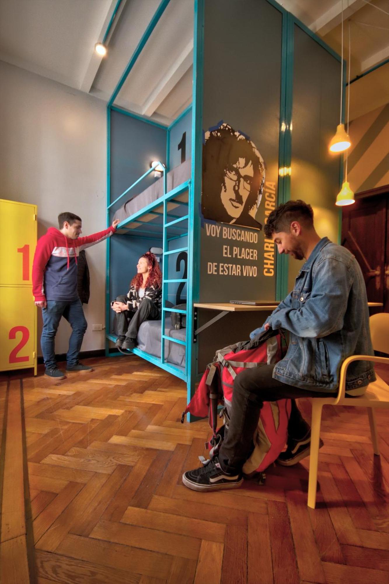 Play Hostel Garden Buenos Aires Ngoại thất bức ảnh