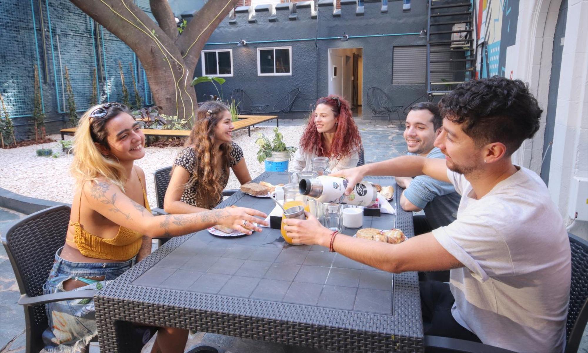Play Hostel Garden Buenos Aires Ngoại thất bức ảnh