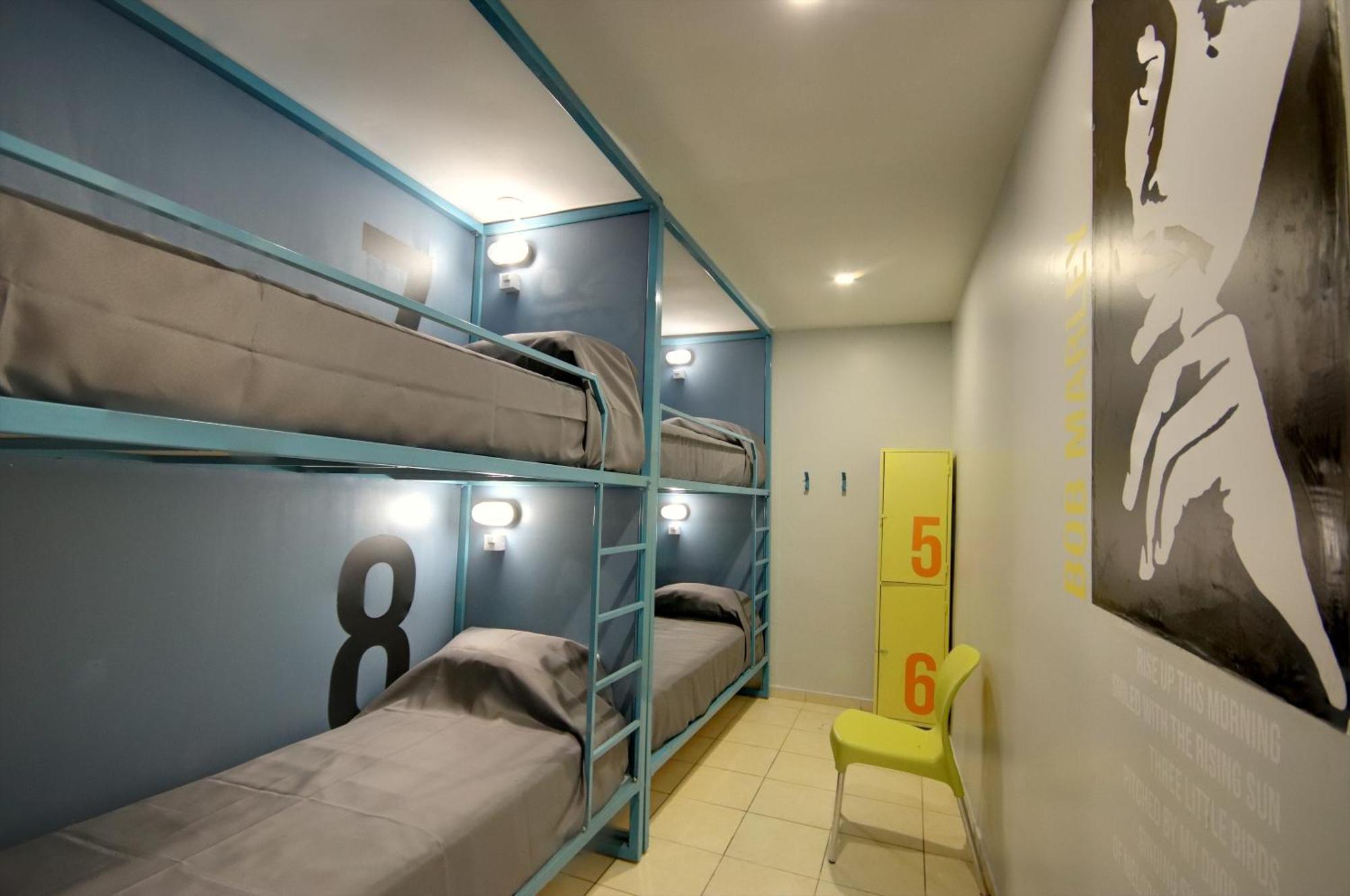 Play Hostel Garden Buenos Aires Ngoại thất bức ảnh